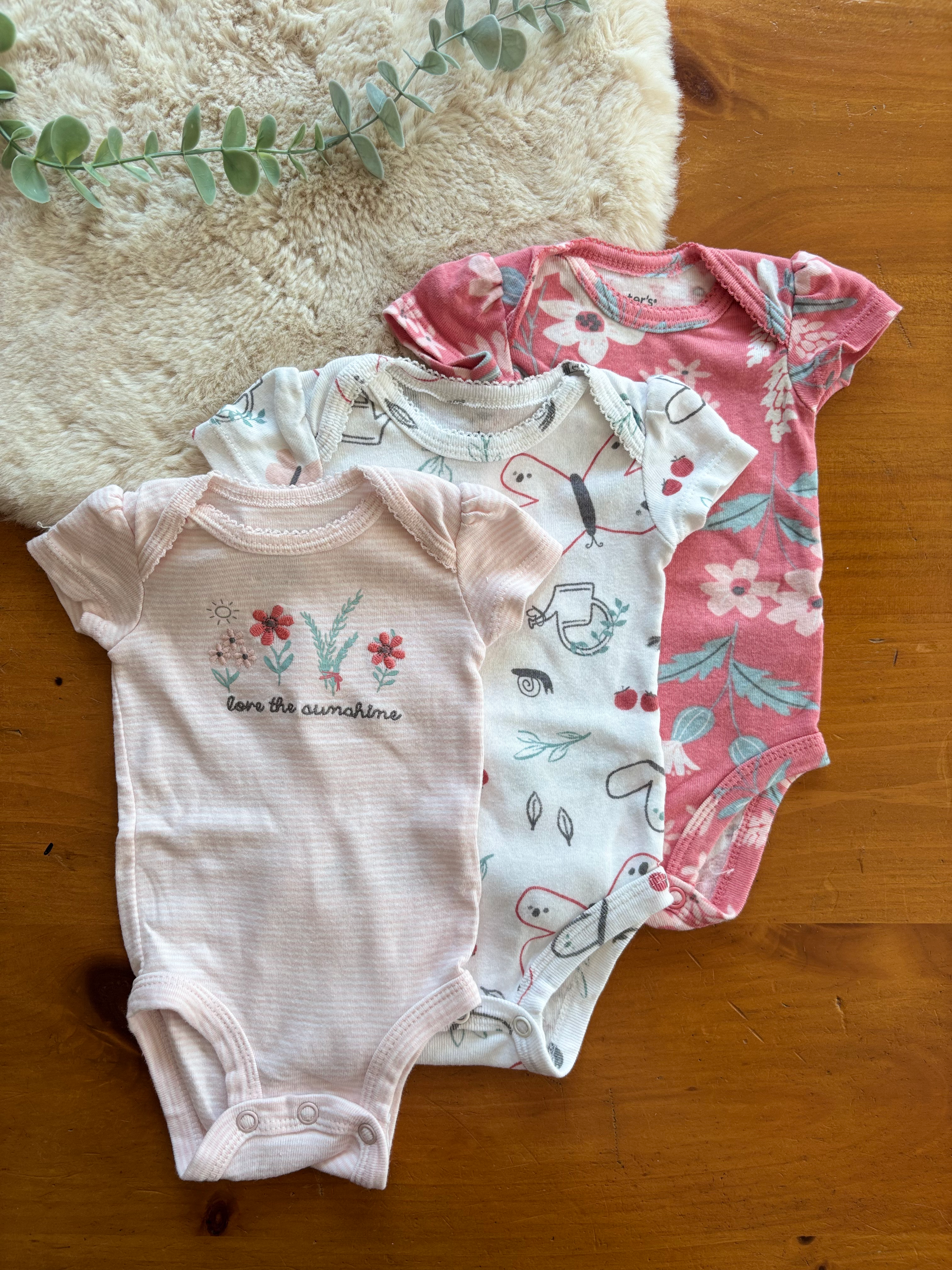 Trio de caches couche Carter’s nouveau-né