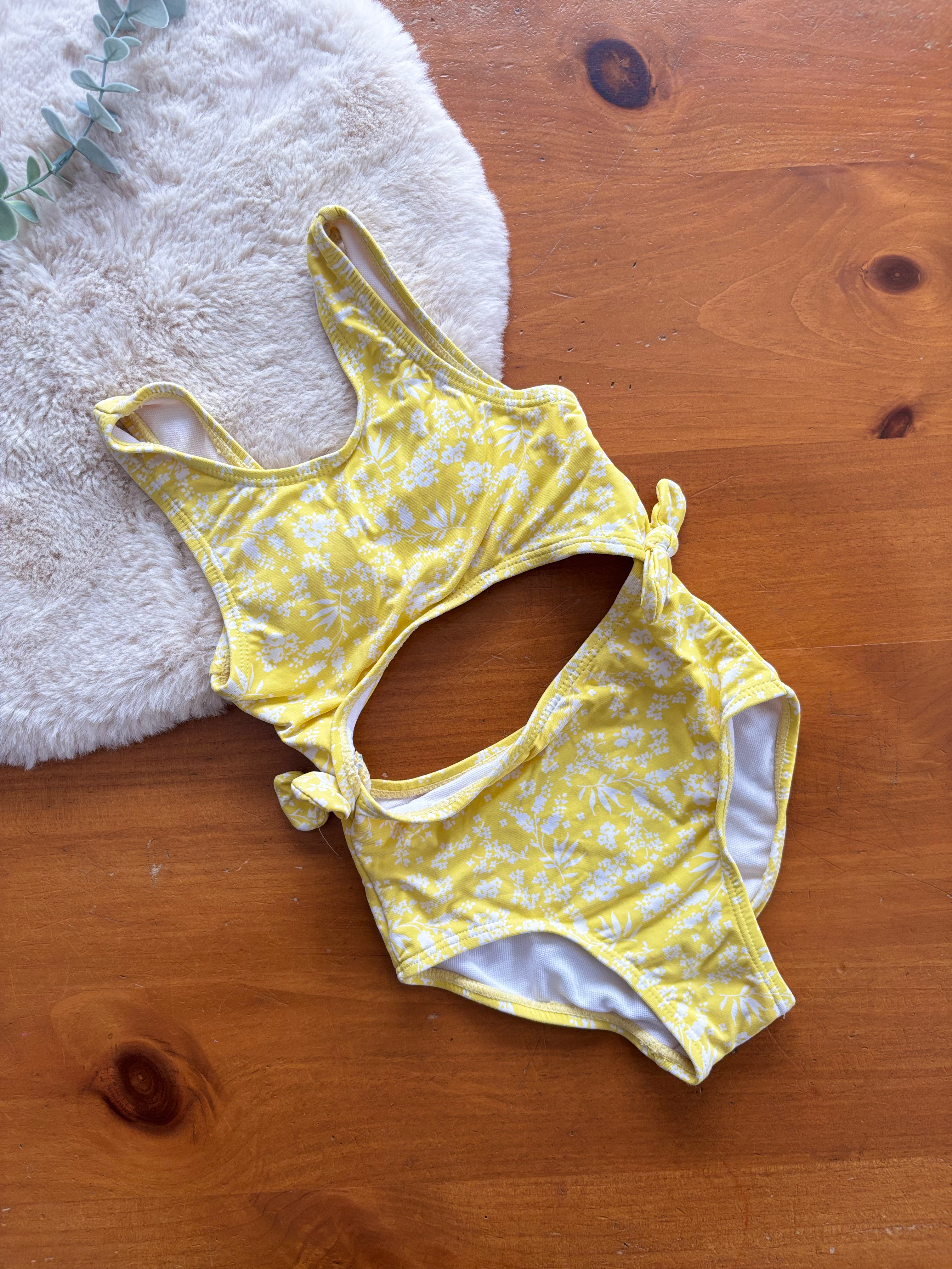 Maillot de bain 2-3 ans (environ sans étiquette)