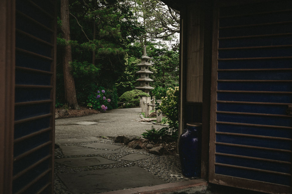 Garden path with a stone lantern in SF
