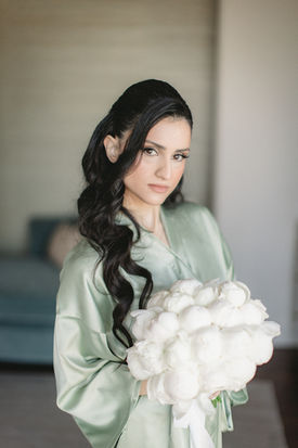 a portrait of bride sister captured with commapix