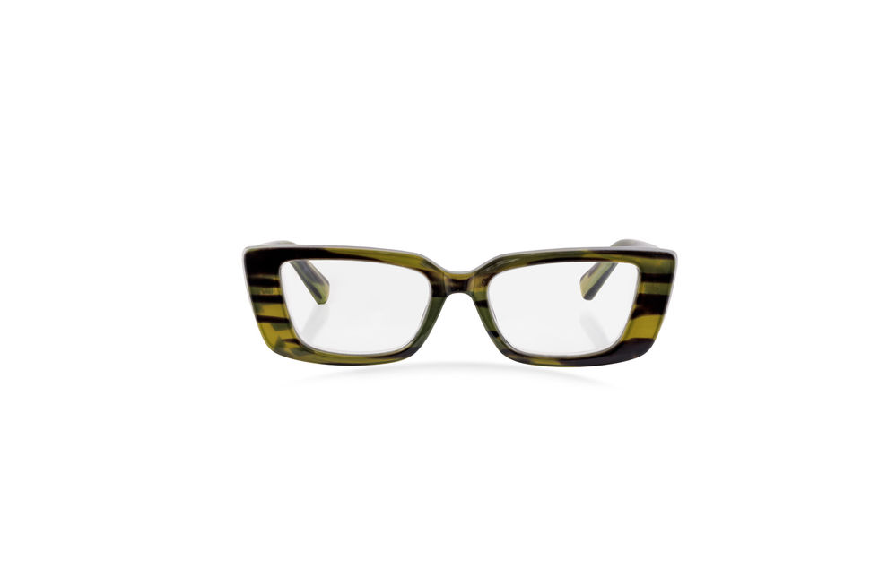 Eye-Shop e-commerce product photography of green striped cat-eye glasses on white background | Commapix Studio