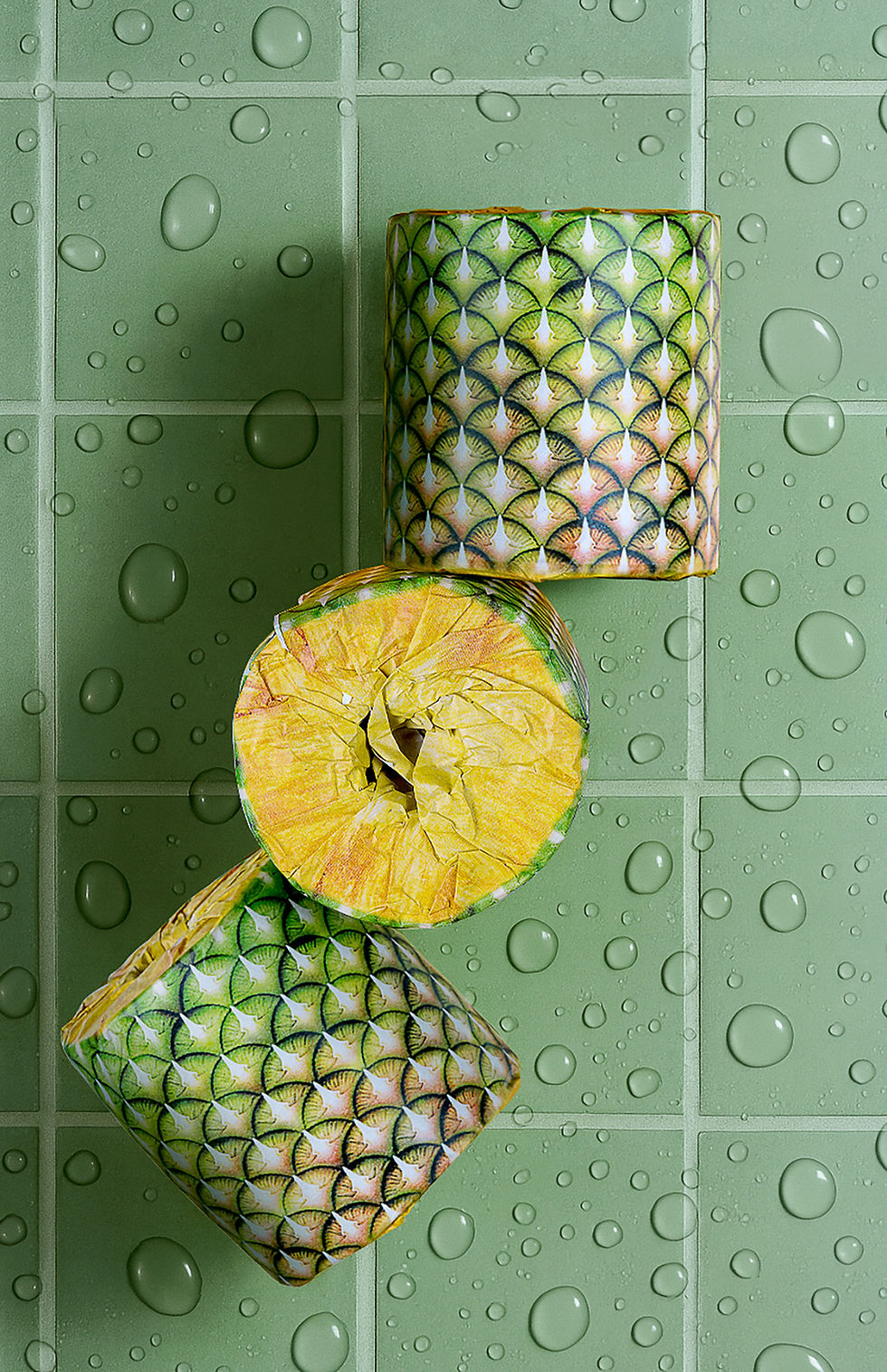 Commercial photo of eco-friendly Bambo toilet paper for e-commerce by Commapix in Los Ange