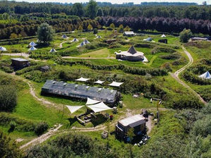 Excursie naar retreat center Yugen Forest (NL)
