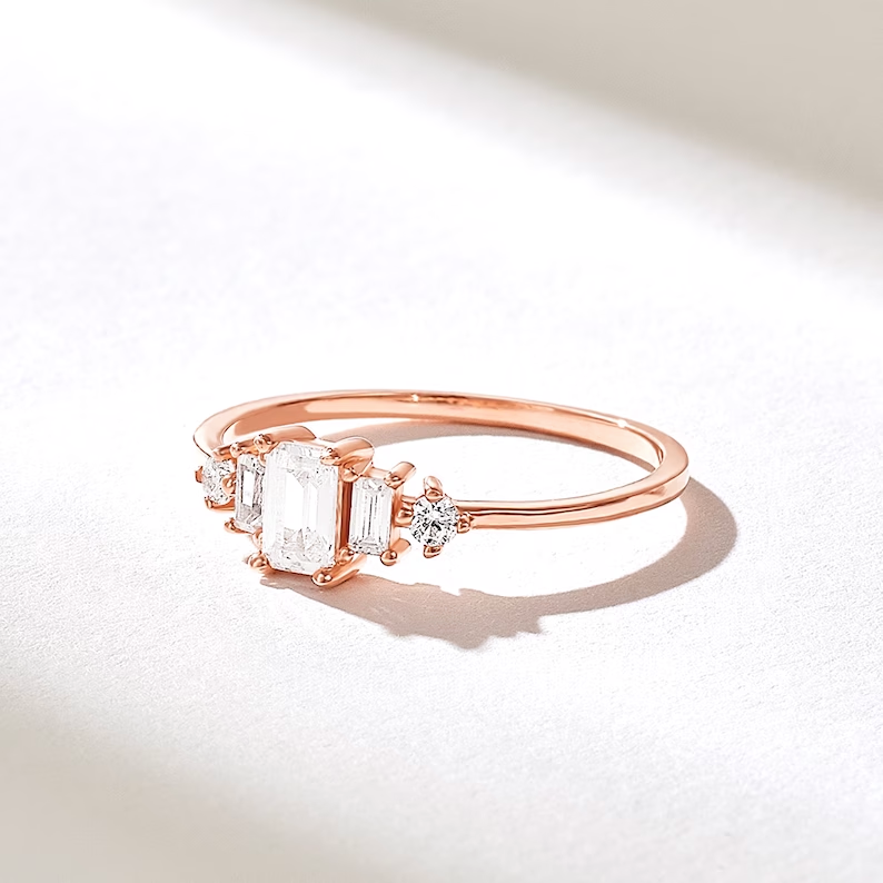 Thumbnail: Classic Baguette Diamond Band