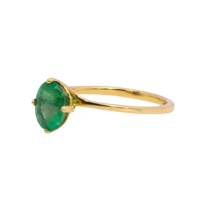 14k Gold Round Shape Natural Emerald Solitaire Ring in Four-Prong