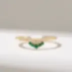 18K Solid Gold Emerald Curve Ring