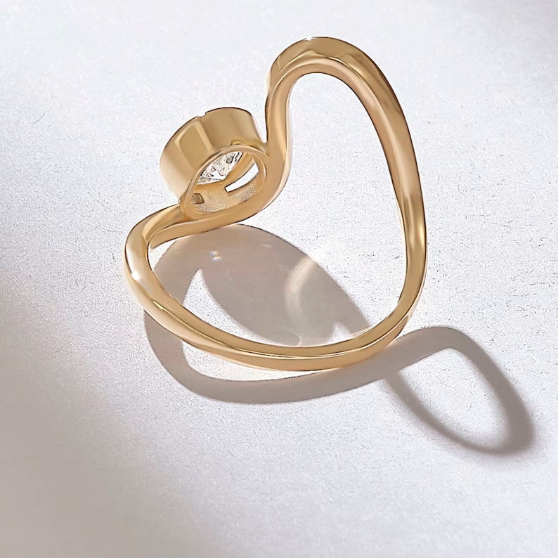 Thumbnail: 18K Solid Gold 1ct Oval Solitaire Diamond Ring