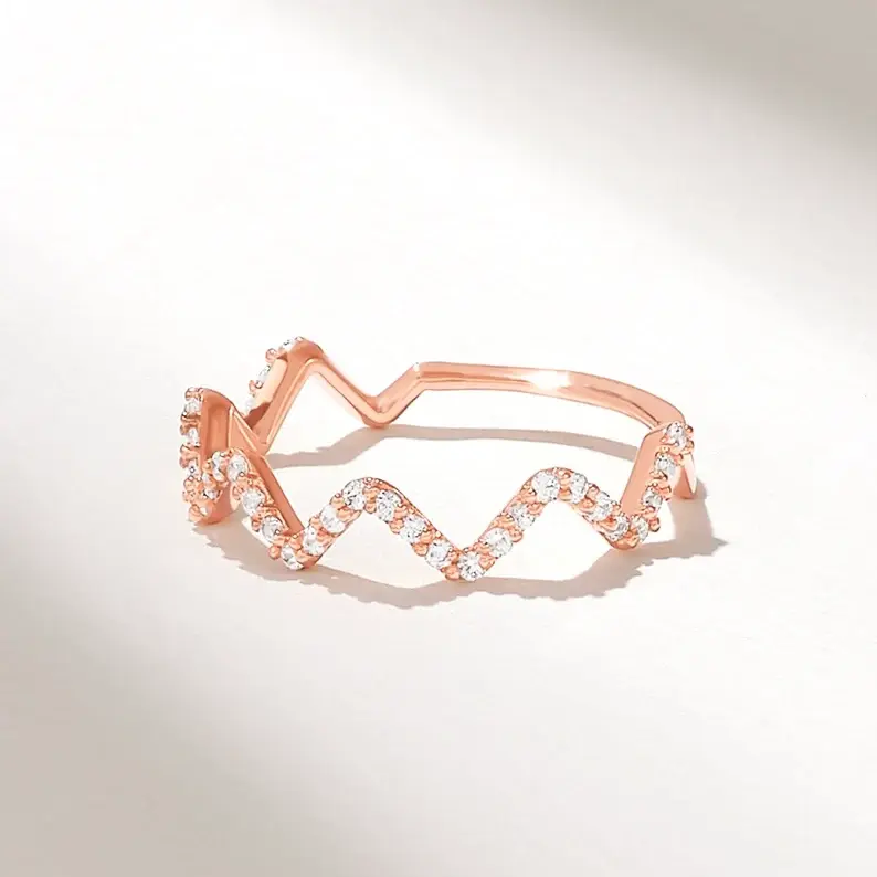 Thumbnail: 18K Solid Rose Gold Diamond Zigzag Ring