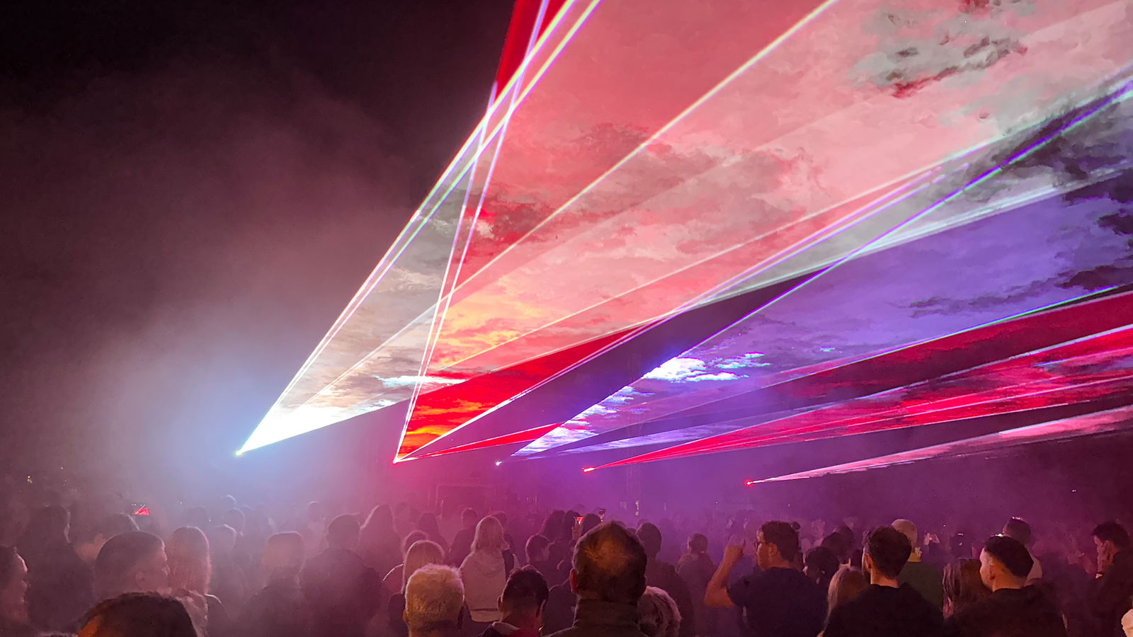 jak działają pokazy laserowe?
