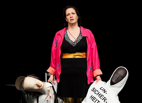 PR6 Tinder A fucked up Night ©Theater der Mitte