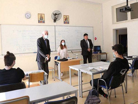 Υπ. Παιδείας: Όσα σχολεία μπορούν να διοργανώσουν τελετές αποφοίτηση να το πράξουν|BCI CYPRUS