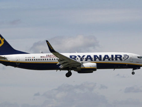 Πτήση-θρίλερ της Ryanair στο Λονδίνο: Το συνόδευσαν καταδιωκτικά, υπήρχαν μέσα ύποπτοι τρομοκράτες