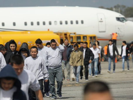 ΗΠΑ: Άρχισαν ξανά οι απελάσεις μεταναστών στη Γουατεμάλα|BCI GREECE
