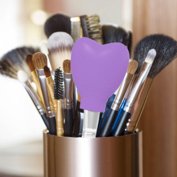 Thumbnail: SILICONE MAKEUP TRAVEL BRUSH COVER