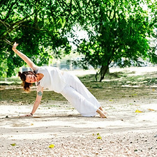 Gabriela Hernandez Maestra de Yoga y Pilates.jpg