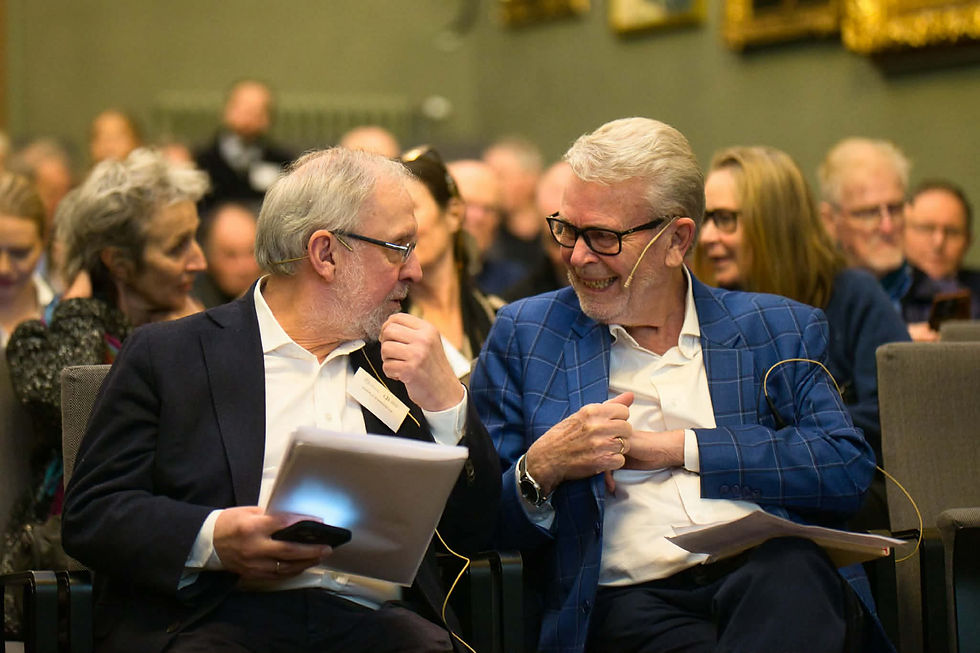 Harald Stanghelle og Willy Østreng klare til bokbad!