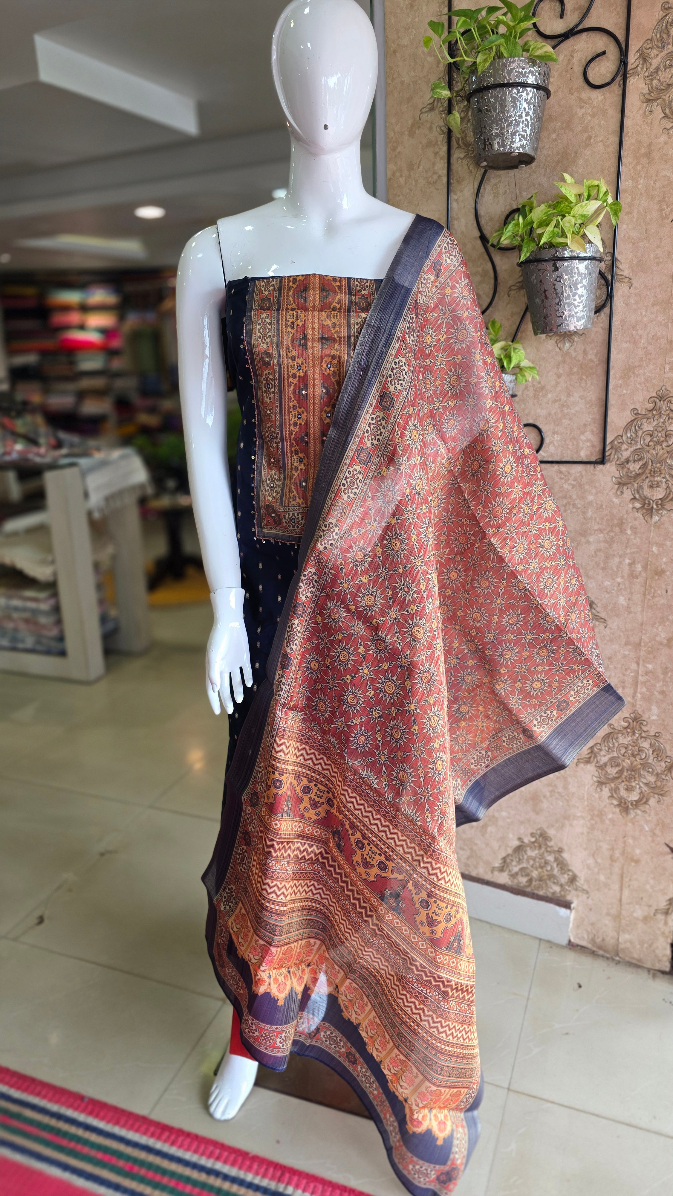 Unstiched Salwar Suit