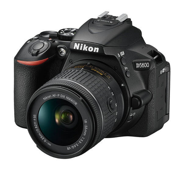 Camara Nikon D5600