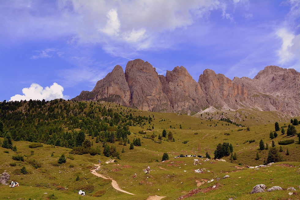 dolomites-2540129_1280