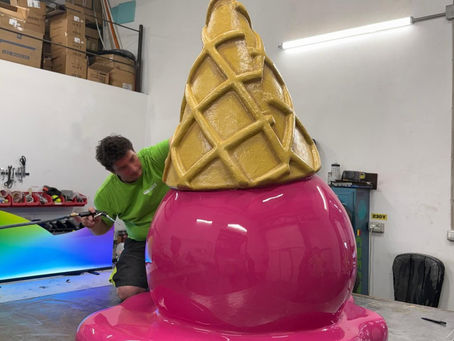 Een custom prop van een ijsje tijdens de productie