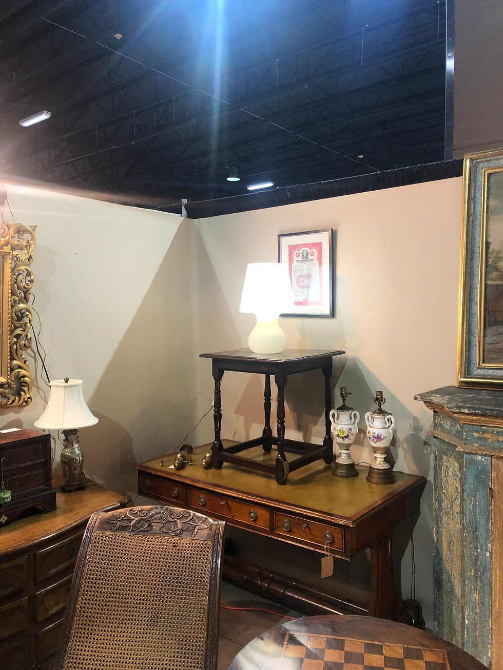 Thumbnail: Handblown Murano lamp