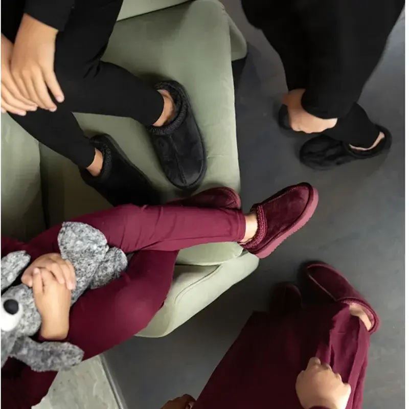 Miniatura: AP 2025 Winter Kids Velour Slippers Boys Girls Fleece Low-Back Shoes Children