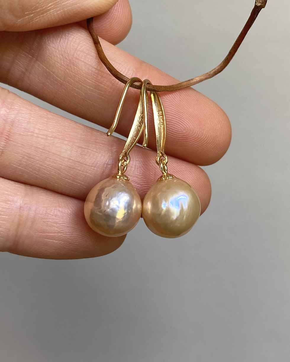 Thumbnail: Sterling Silver Light Golden Lustrous Freshwater Baroque Pearl Earrings