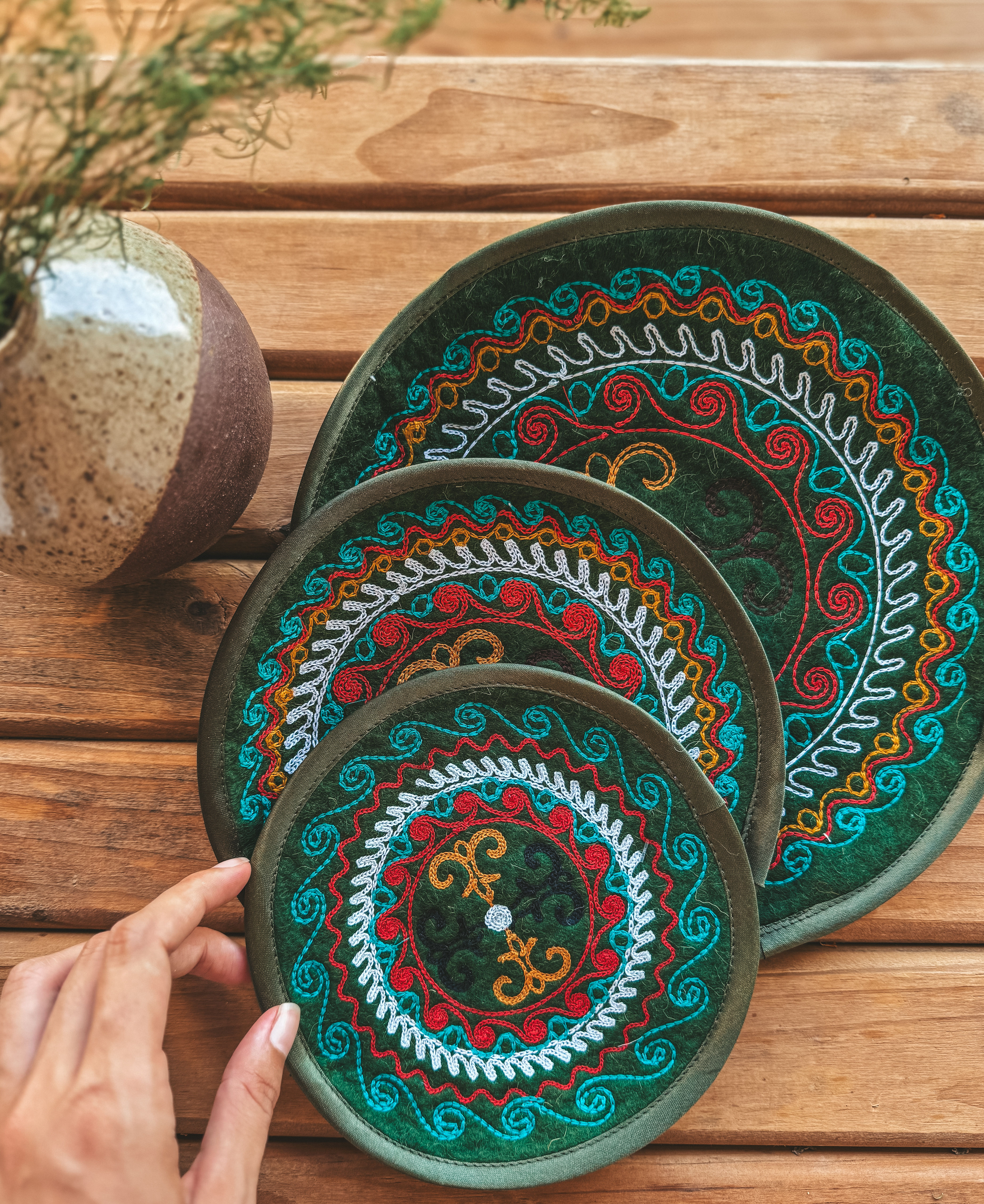 Descanso de Panelas Ornamental Verde - Cazaquistão