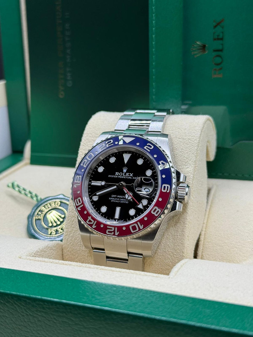 Thumbnail: Rolex GMT-Master II 126710BLRO Pepsi Full Set DE