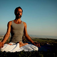 Yoga méditation Homme