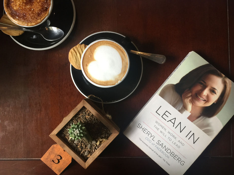 Lean in: Perempuan, Dunia Kerja dan Keinginan untuk Memimpin