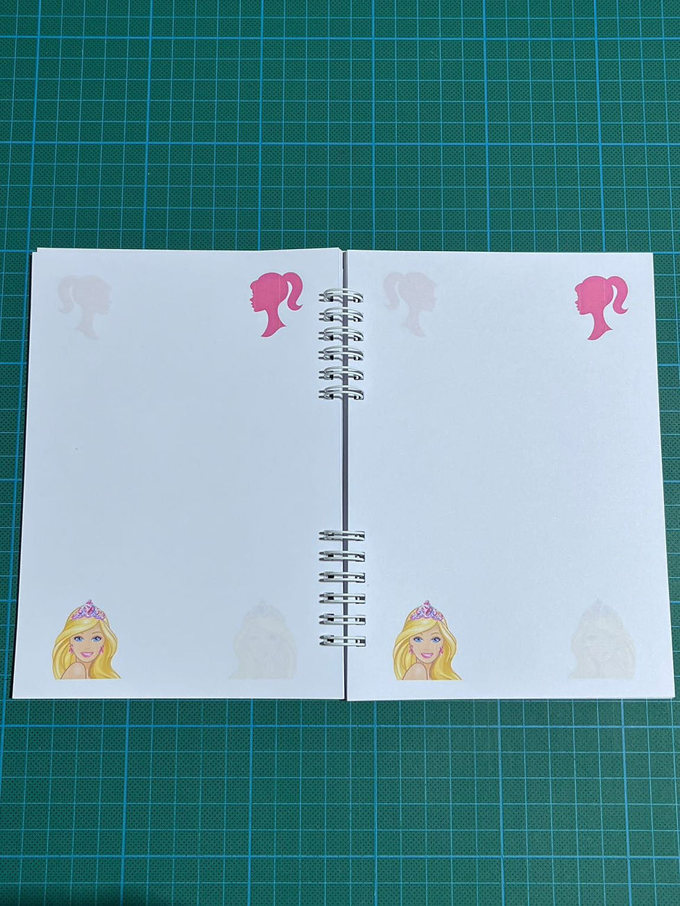 Küçük resim: Barbie 50 Sayfa Defter Bonus Stickerlı
