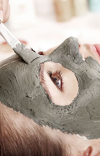 Aplicación de mascarilla facial