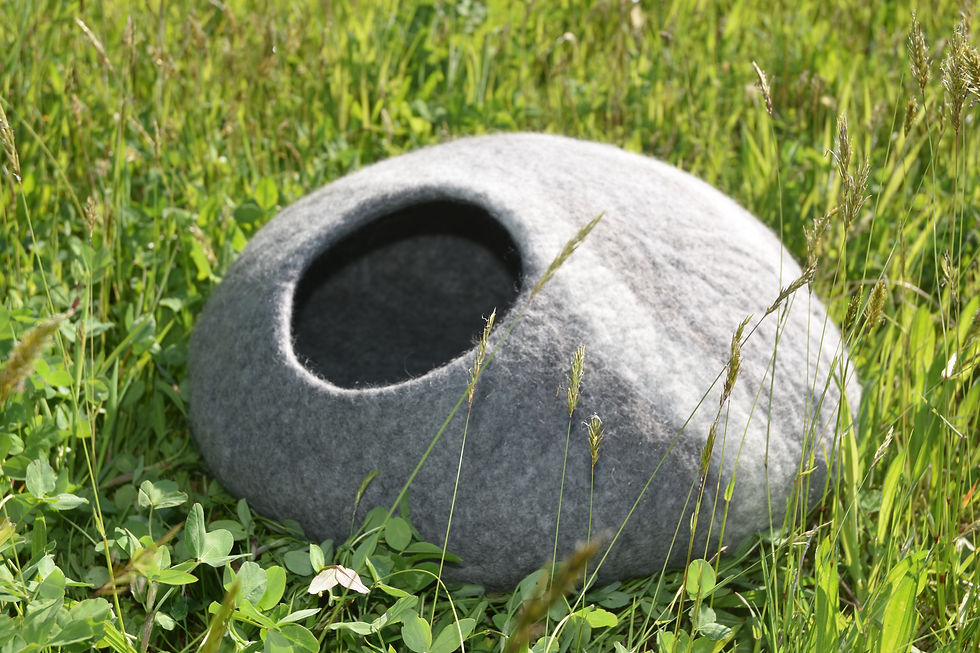 Katzenhöhle, Steinoptik, von Hand gefilzt