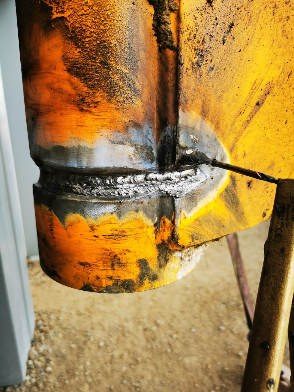 Soudure de réparation pour une pelle mécanique