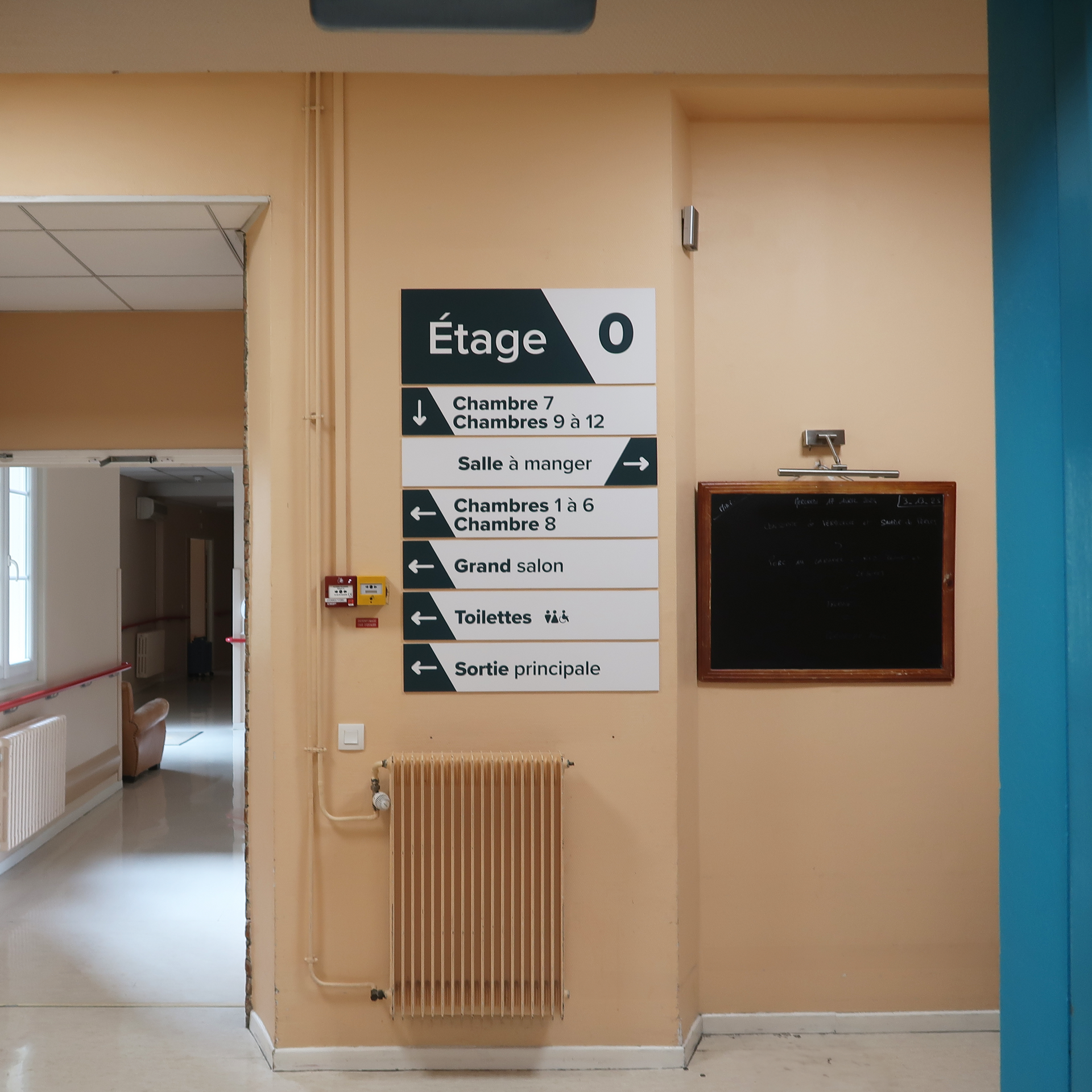 signalétique et panneaux d’affichage directionnels EHPAD Les Mimosas