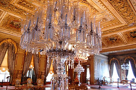 Dolmabahce_Palace_ced-1-1024x681.jpg