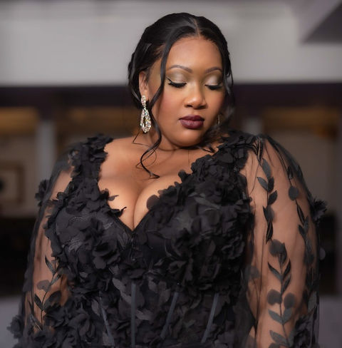 Poison Ivy -  Avant-Garde Look