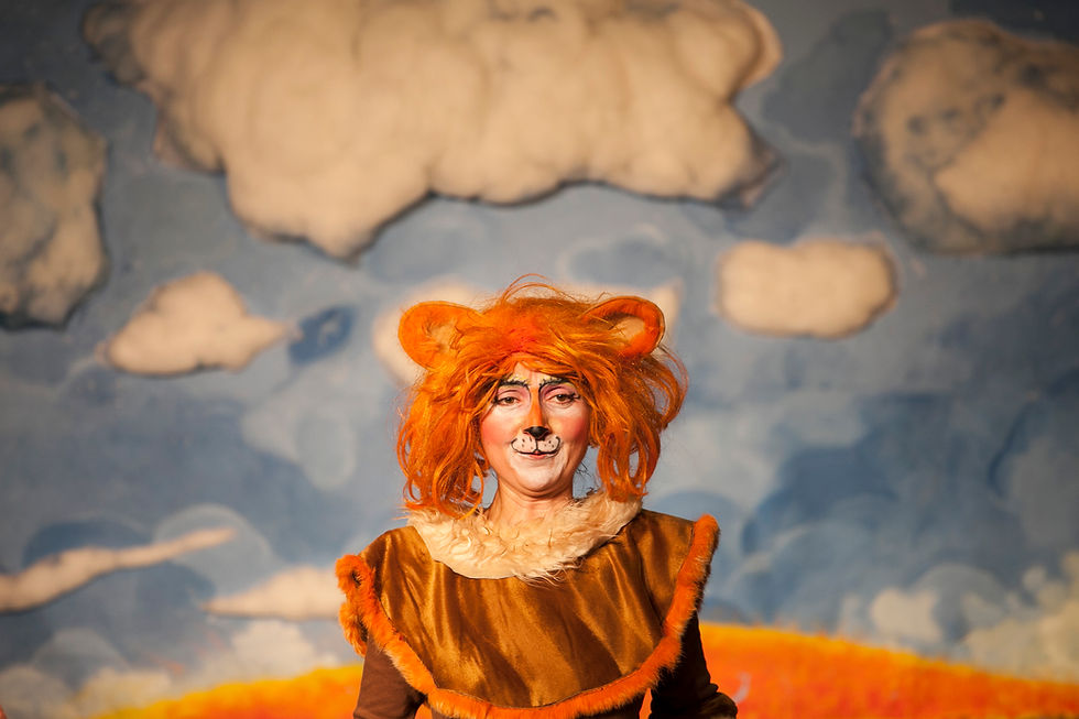 Yalnız Aslan Liyuva        