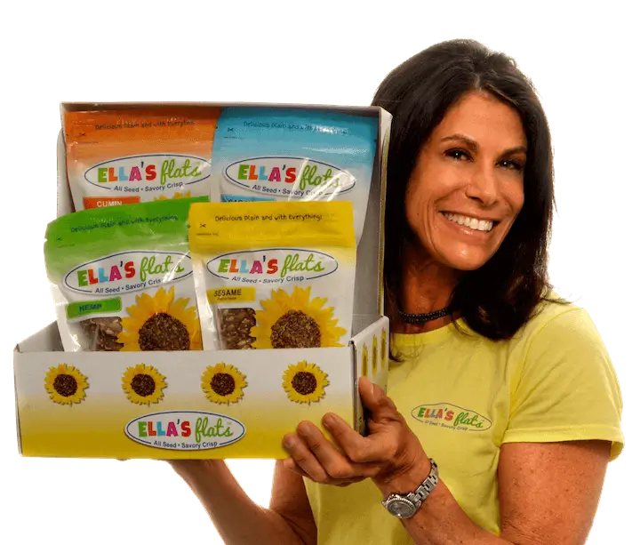 Holiday-Box-close-up-to-Ellen-pouch-2019-2-2-2.webp