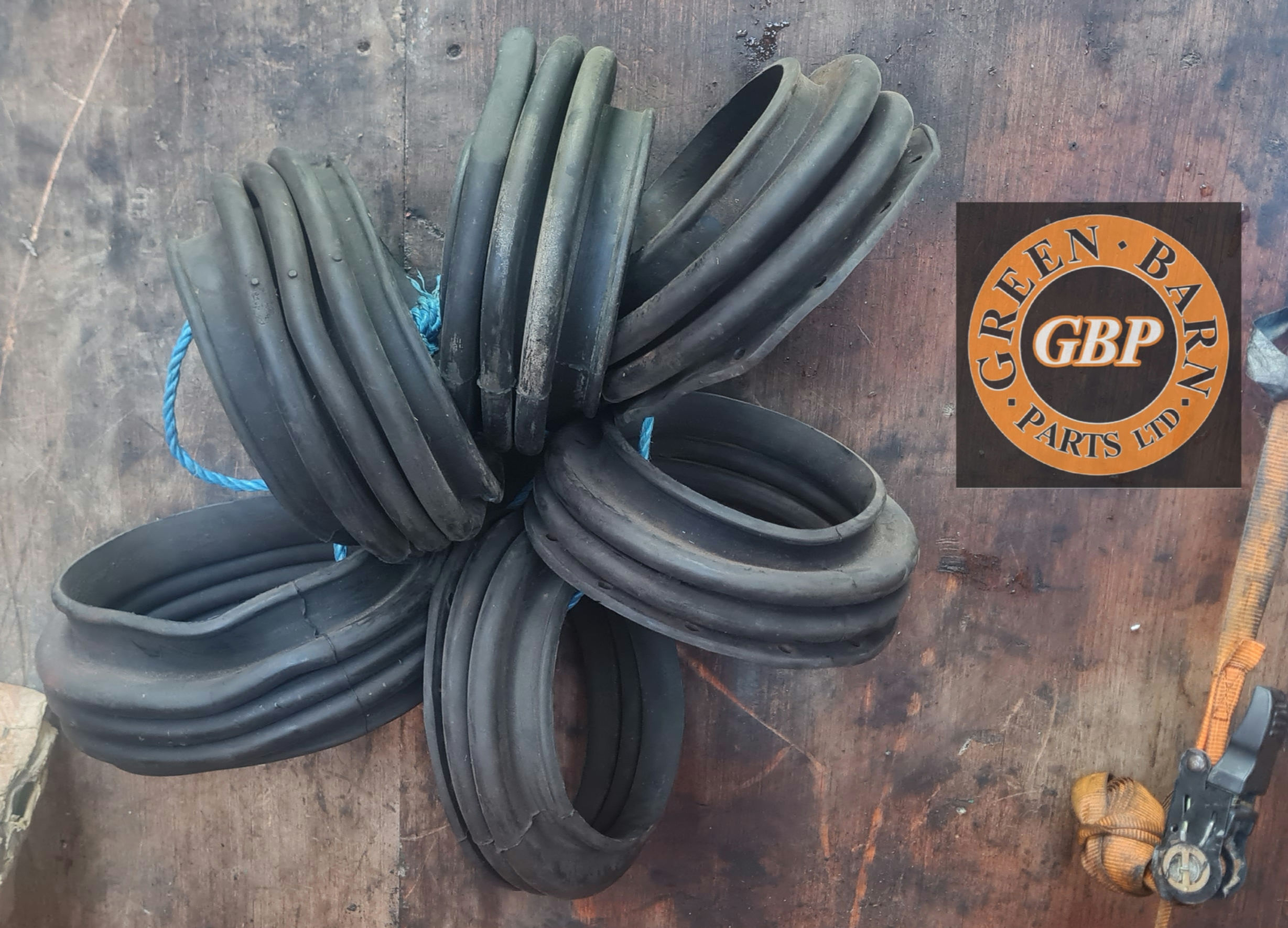 DUKW drive shaft tube bellows seals, vehicle set (NOS)