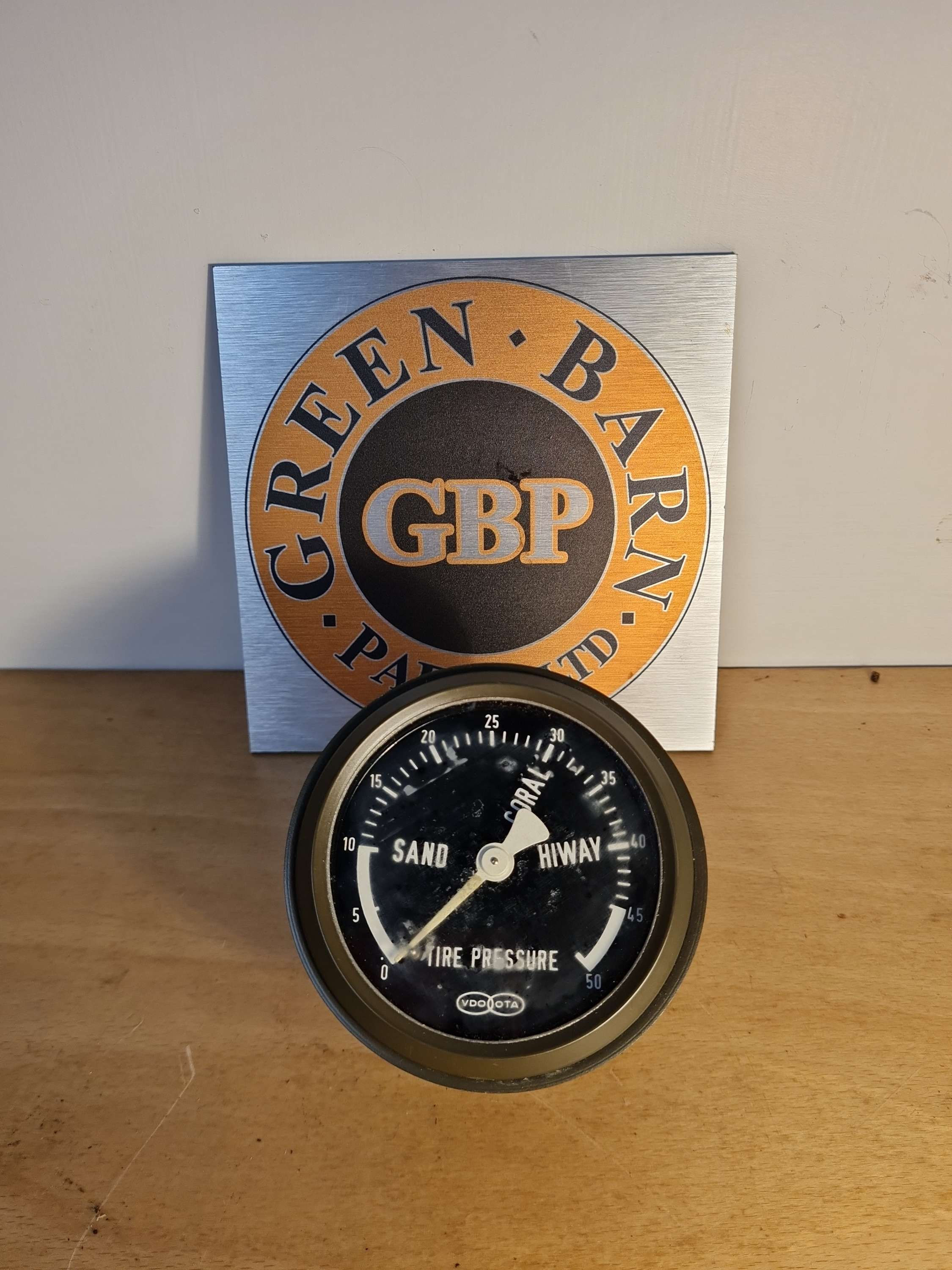 Manomètre de pression d'air pour pneus DUKW, diamètre 80 mm (NOS)