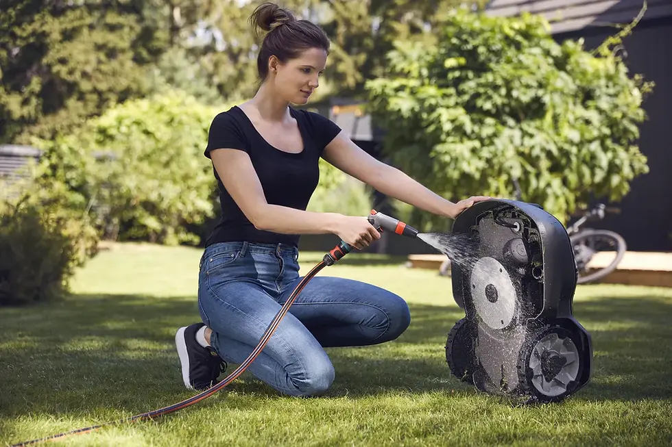 Miniaturbild: HUSQVARNA AUTOMOWER® 305