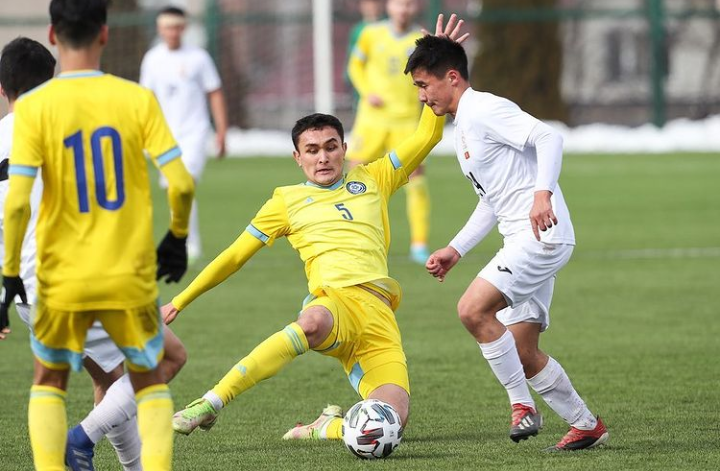 Soi kèo Moldova vs Latvia, 23h00 ngày 10/6 content media