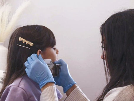 Le perçage d'oreilles chez les bébés : Explorer les méthodes, faire le bon choix !