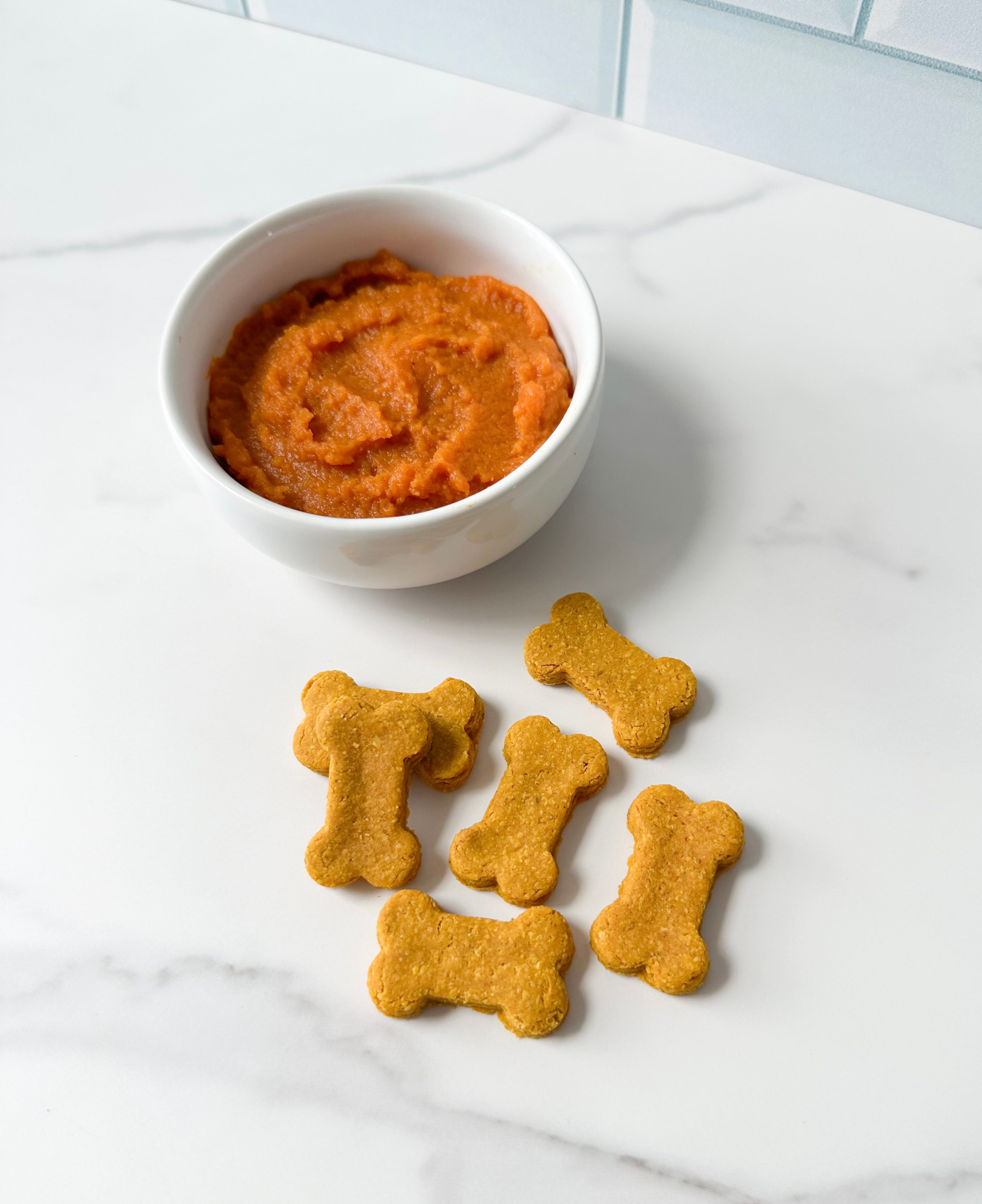 Mini Peanut Butter Pumpkin Bones