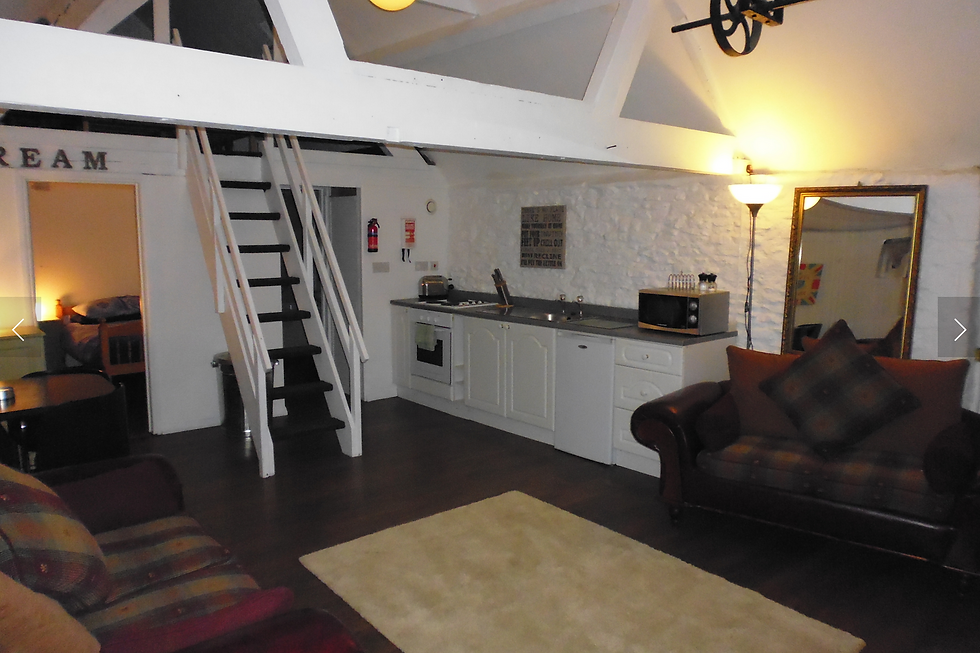 Henloft inside