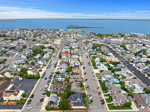 New Construction vs. Existing Homes on LBI: A 2025 LBI Real Estate Market Comparison