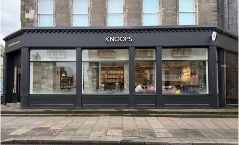 Picture of the Knoops shop
