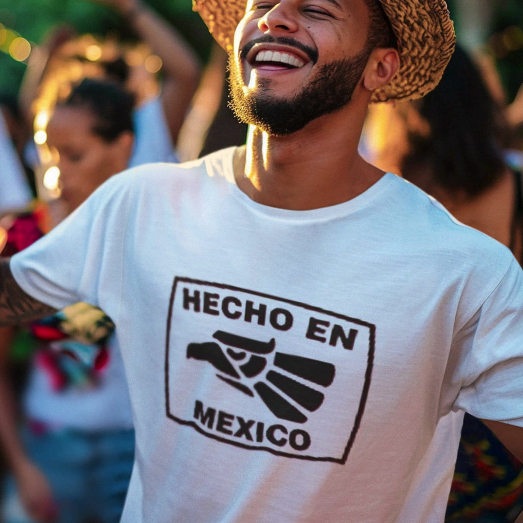 Hecho en Mexico Short-Sleeve Unisex T-Shirt